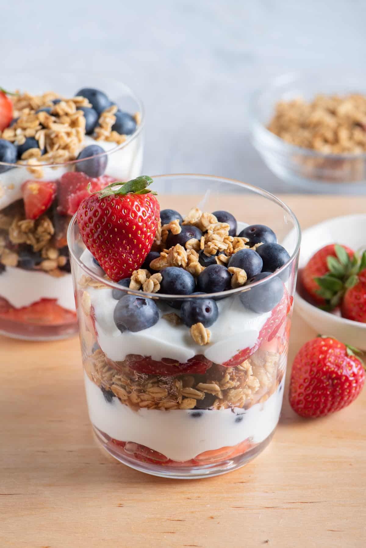 fruit and yogurt parfait