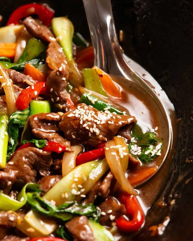 Beef Stir Fry Recipe (Fast, Savory, and Perfectly Balanced)